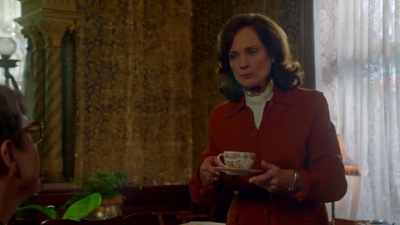 A few Hail Marys, and
she'll be right back - Ms Fisher's Modern Murder Mysteries