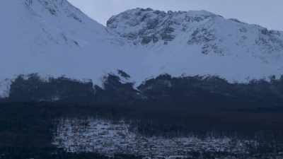 A FEW PEOPLE WILL BE ABLE
TO SEE SNOW IN THE FUTURE. - Before the Flood