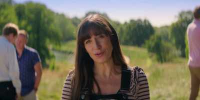 A filmmaker. Wildlife documentaries. - Trying