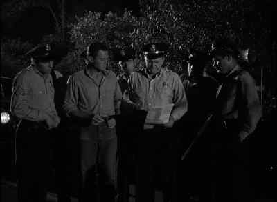 A flea couldn't get
through there, Professor. - Revenge of the Creature