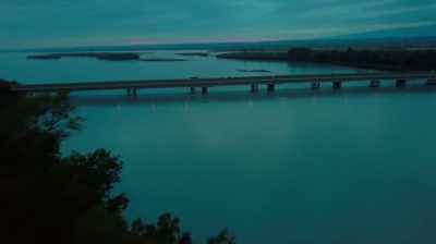A friend of snyder's
who was taking the same course - The Lost Women of NXIVM