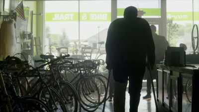  A full leg cast. - Homicide Hunter: Devil in the Mountains