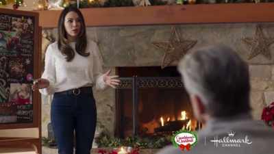 A giant feast that combines - Coyote Creek Christmas