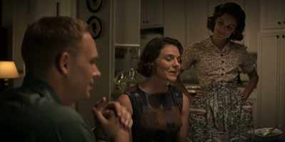 A girl gets out. Yeah. A girl. - The Right Stuff