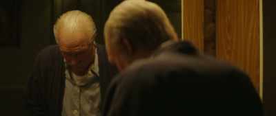 - A glass.
- And this what is it? - Mr & Mme Adelman