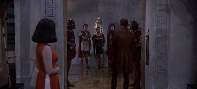 A guard to escort Queen Cleopatra to her apartments - Cleopatra