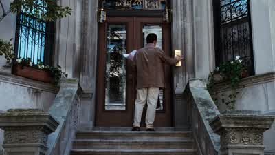 Who is itIt's Joe FoxWhat are you doing hereMay I please come upNo I don'tNo I don't really think that that is a good idea becauseI have aI have a terriblecoldCan you hear thatI'm sniffling and I'm not really awakeI'm taking echinacea and vitamin C and - You've Got Mail