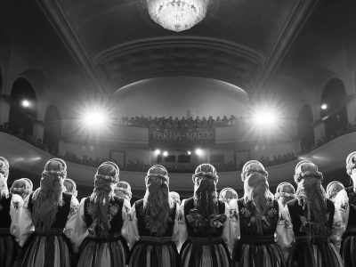 A heart would have to be
Made of stone - Cold War