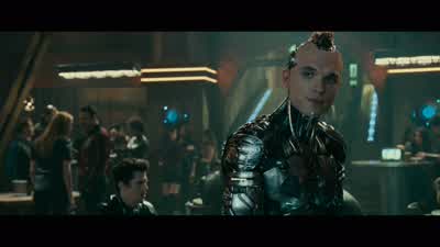A Hunter-Warrior is a solitary predator. - Alita: Battle Angel