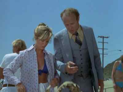 A jellyfish killed a
great white shark? - Man from Atlantis