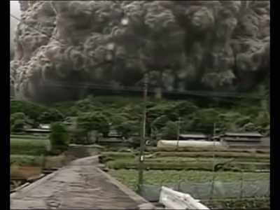 A journalist who abandoned
their camera captured this shot. - Fire of Love