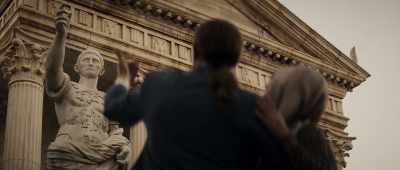A life of art, - Hitman's Wife's Bodyguard