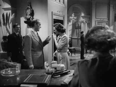 - A light?
- Thank you so much. - Last Holiday