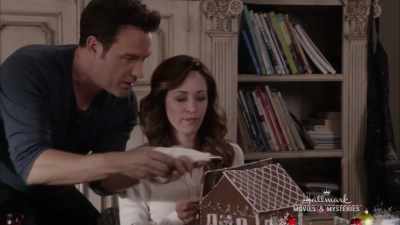 A little extra icing
up on top there... - A Bramble House Christmas