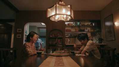 - A little ketchup? Some ice cream?
- Y-Yeah. Yeah, yeah. - American Born Chinese