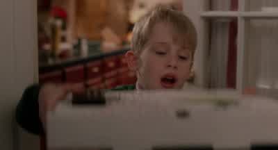 A lovely cheese pizza, just for me. - Home Alone