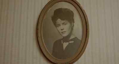 A lovely woman. - The Hearse