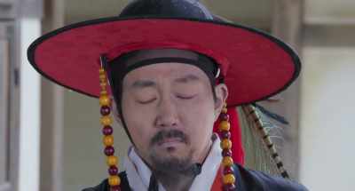 A magistrate shouldn't
run away - The Assassin