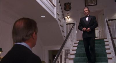 A man is not a gentleman - Desperate Hours