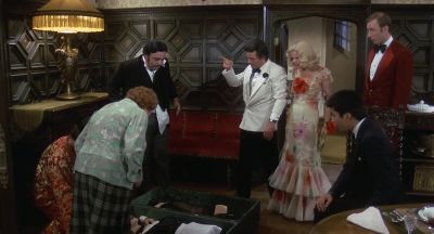 A mannequin - Murder by Death