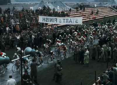 A massive field,
all hoping to win Olympic honors. - XIVth Olympiad: The Glory of Sport