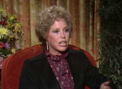 - A midlife change.
- RONA: A midlife change. Okay. - Being Mary Tyler Moore