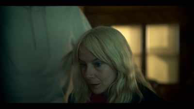 A mother who would go to any lengths - Lost Girls