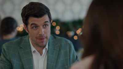 A musician who still believes
that talent matters? - All I Need for Christmas