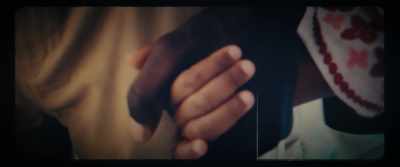 A father's touch, meaning. - The Man Who Fell to Earth