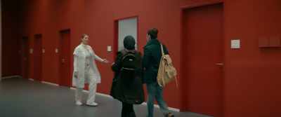 - A nurse will be right with you.
- Thank you. - Journal 64