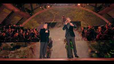 A-one and a-two
and a-one, two, three, four. - The Lion King at the Hollywood Bowl