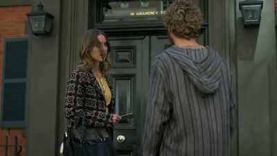 A package. For Nella Oortman. - Marvel's Iron Fist