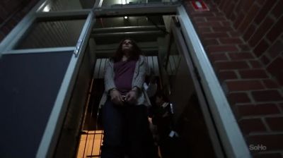 A packet of smokes. - Wentworth