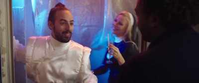 A party, take something to drink.
-No, I have to work. - Coexister
