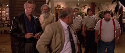 A polar bear fell on me - Road House