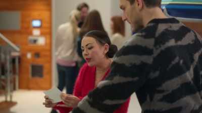 "A private cooking lesson
with a celebrity chef." - Return to Office