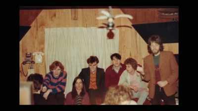 A producer's meant to come in
and focus you on, - Simple Minds: Everything is Possible