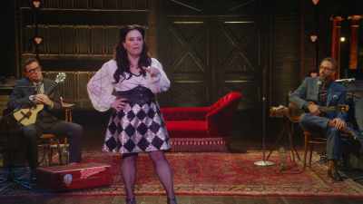 Aș pune pariu
că dacă te-ai uita la microscop, - Alex Borstein: Corsets & Clown Suits