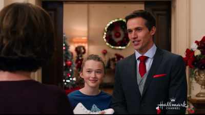 A quiet family Christmas,
just us. - Christmas at the Palace