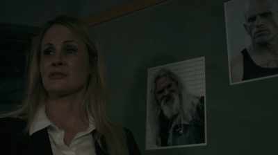 A rapist, a serial killer and a paranoid
schizophrenic holding hostages. - Lockdown