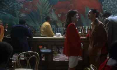 - A record deaI or something?
- Yeah. - New York, New York
