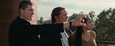 - A red phoenix?
- Yeah, see if you can see it, - Echoes of Violence