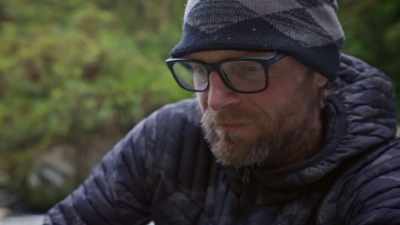 A sliced finger
in day-to-day life - Edge of the Earth
