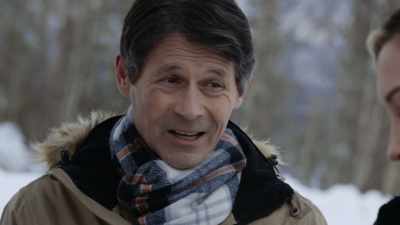 A slight misstep could
have disastrous consequences - A Royal Christmas Crush