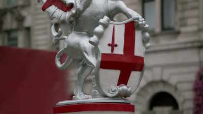 A sophisticated city
like london today. - Searching for Secrets