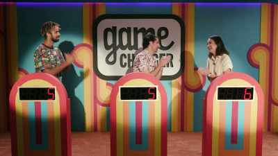 - A standing ovation!
- Oh my god. - Game Changer