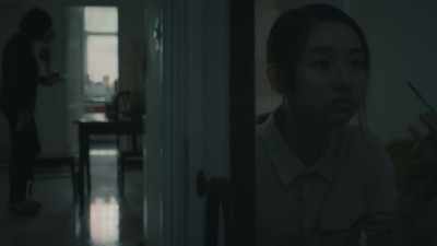 A student called
wei bu hit yu weipeng's son - An Elephant Sitting Still