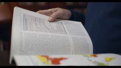 A thousand influential people
have this book but never read it. - Inside Bill's Brain: Decoding Bill Gates