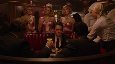 A toast. - Twin Peaks