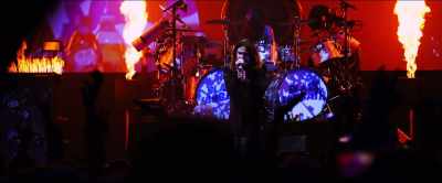 â™ª People running
'cause they're scared - Black Sabbath: The End of The End